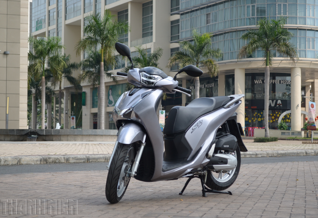 Honda SH 2017 chính thức ra mắt tại Việt Nam giá từ 68 triệu đồng